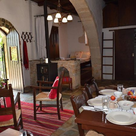 Вілла Anna'S Stone House Megala Chorafia Екстер'єр фото